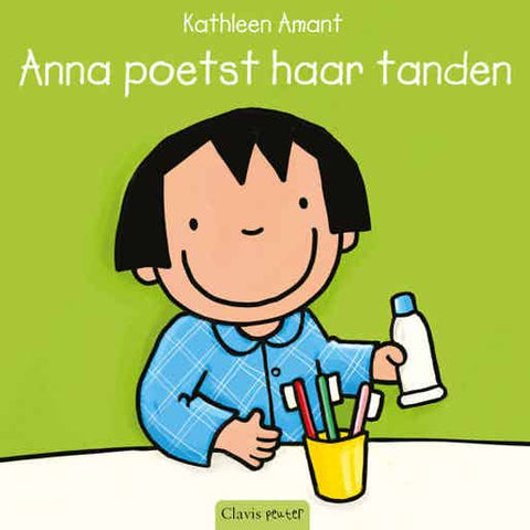 Anna  poetst haar tanden